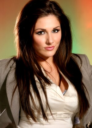 Lucy Pinder pics